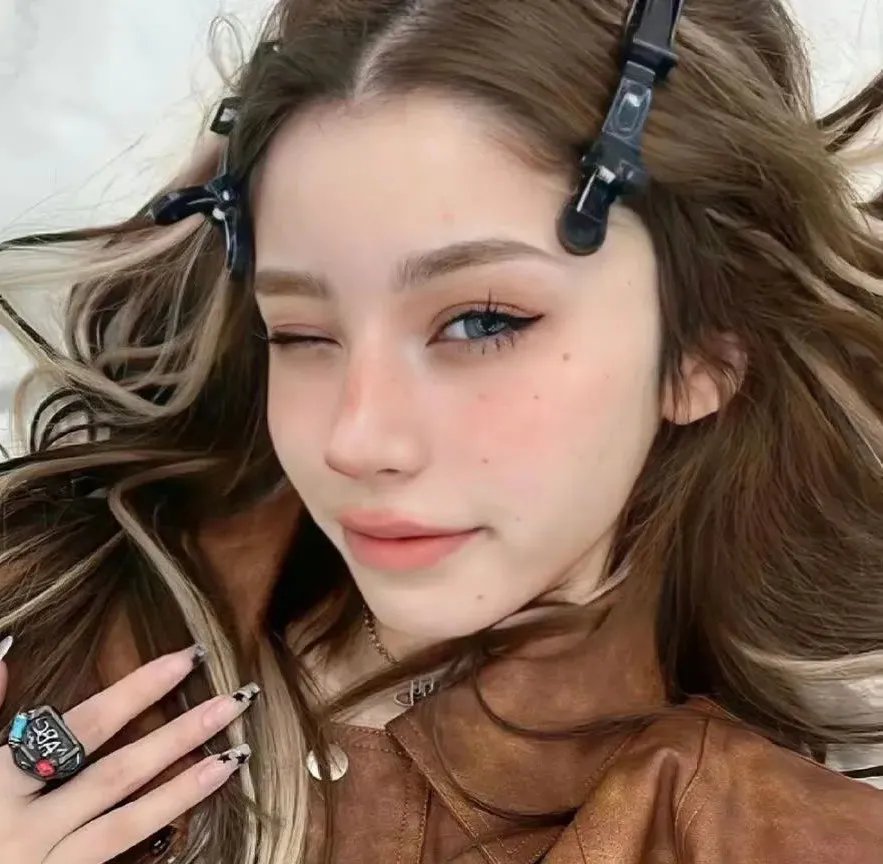 潮与虎第一季 海报